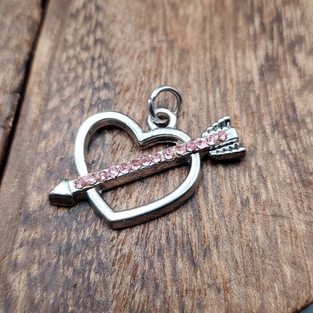Sterling heart pink‎ crystal encrusted arrow pendant